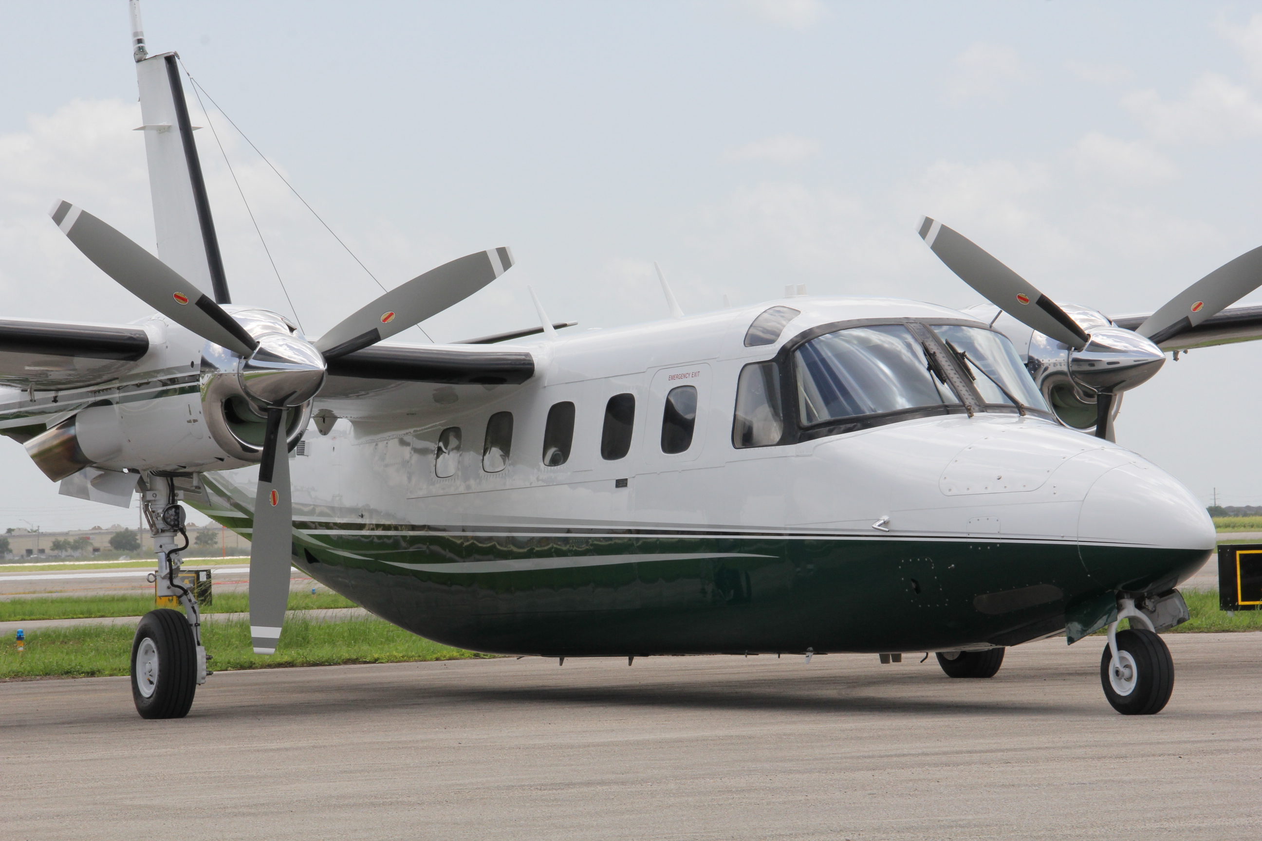 695 BOOT P/N 860227-9 NEW TWIN COMMANDER 690